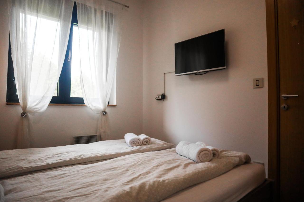 Zlatibor Holiday, Vila Leonardo VI Екстер'єр фото